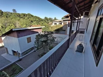 Varando dos Fundos