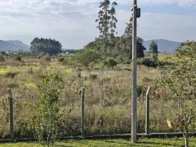 Vista dos fundos para a BR 470