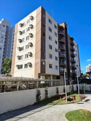 Fachada do prédio pela lateral e fundos