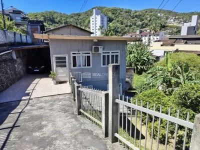 Casa 2 dormitórios Garcia - Blumenau, SC