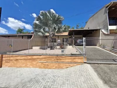 Casa 3 dormitórios Itoupavazinha - Blumenau, SC