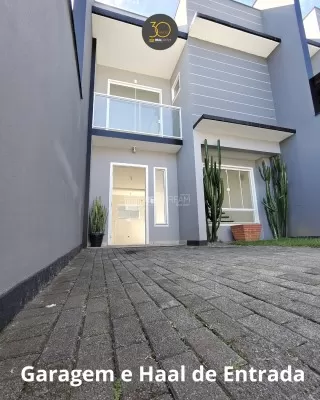 Garagem e hall de entrada