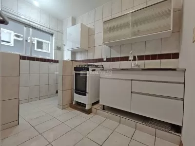 Cozinha e área de serviço