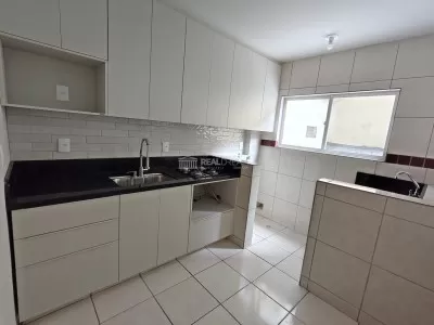 Cozinha e área de serviço