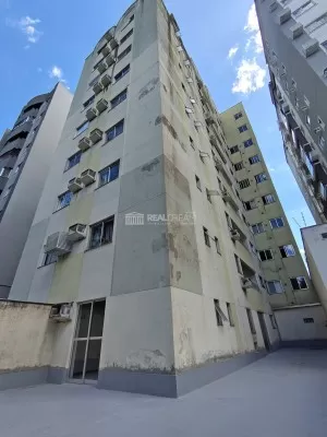 Fachada do prédio nos fundos