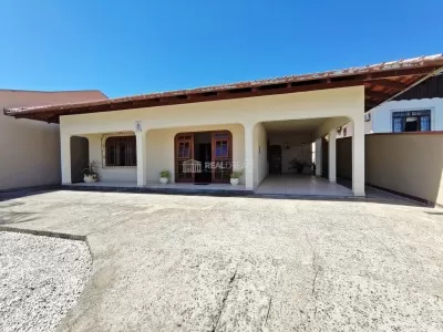 Casa 4 dormitórios Fortaleza - Blumenau, SC