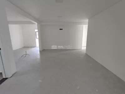 Sala, copa e cozinha conjugada