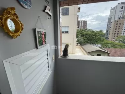 Sacada com churrasqueira