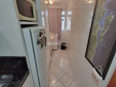 Cozinha e área de serviço