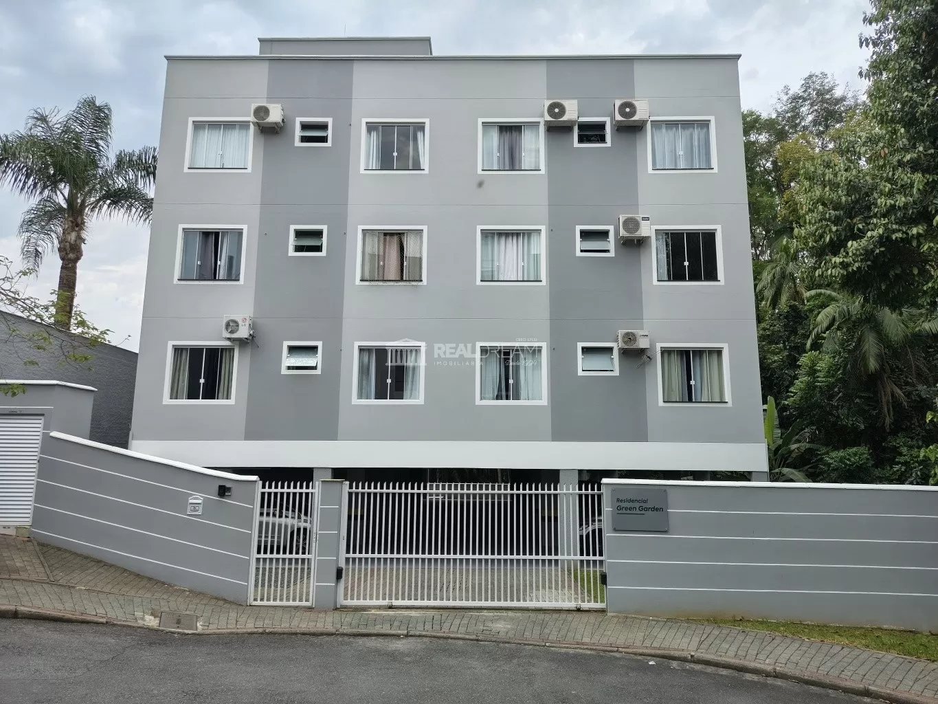 Apartamento 2 dormitórios Salto Weissbach - Blumenau, SC