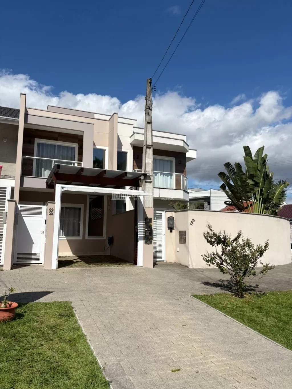 Geminada 2 dormitórios Água Verde - Blumenau, SC