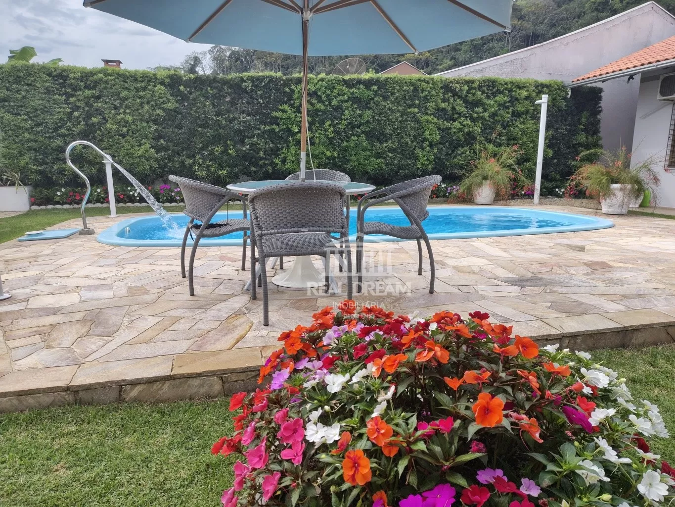 Casa 2 dormitórios Velha Central - Blumenau, SC