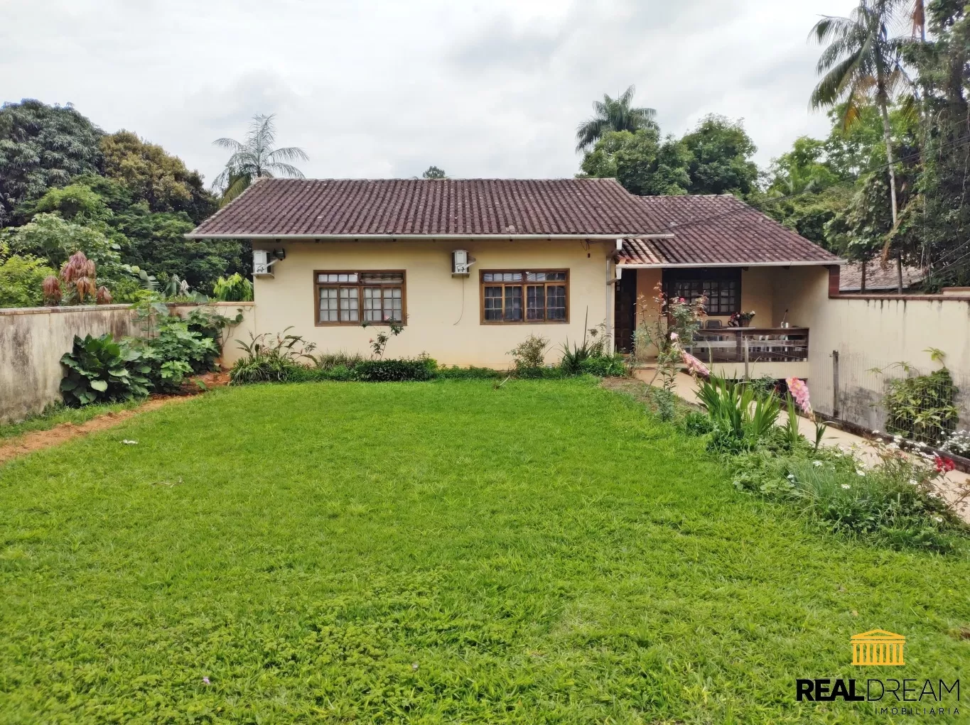 Casa 3 dormitórios Velha - Blumenau, SC